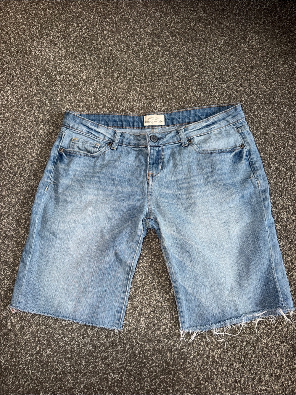 2! Pair - Aeropostale Women's Bermuda Light Wash Cutoff Shorts LowRise size 9/10